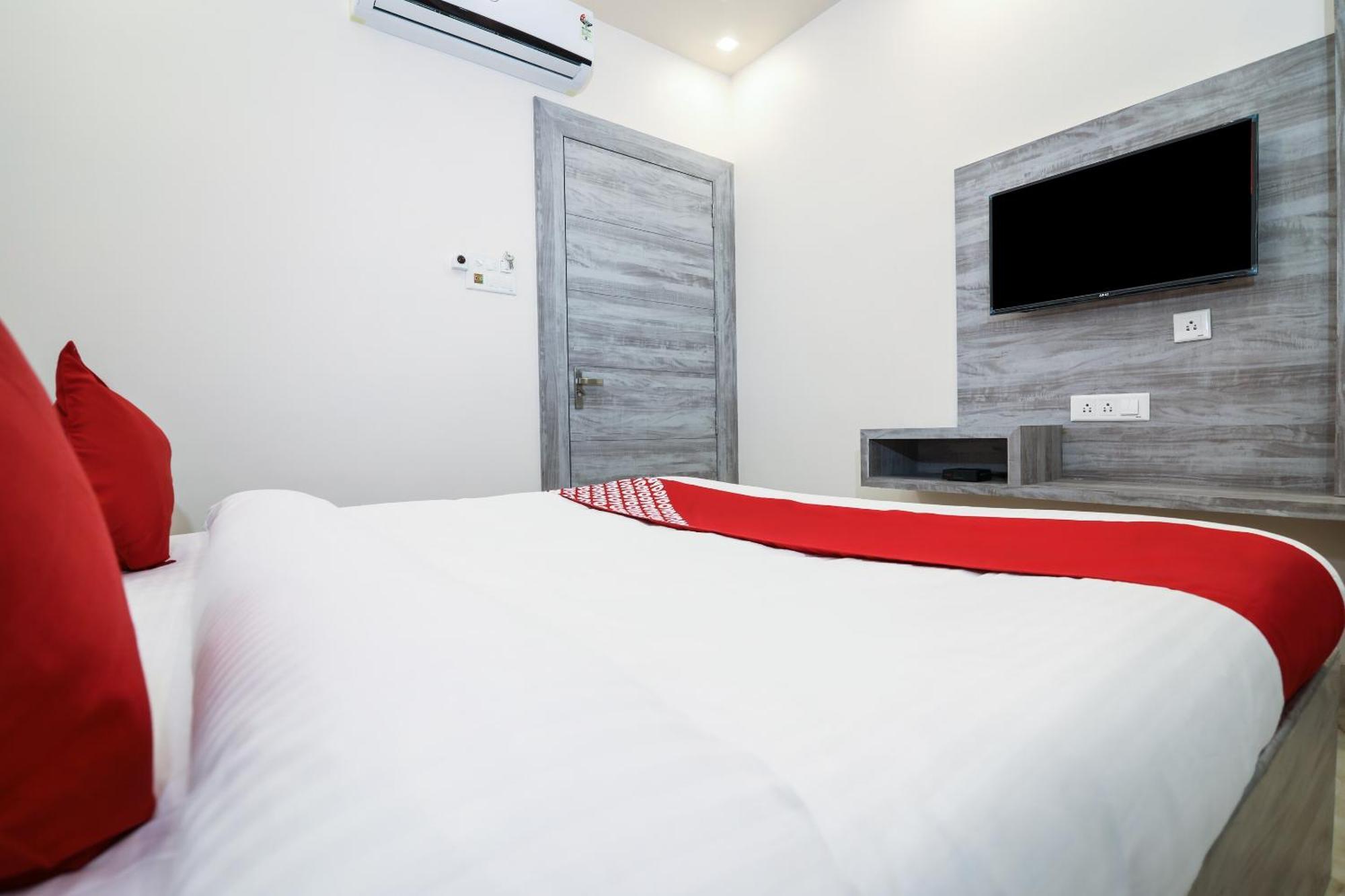 โอโย 15374 โฮเต็ล ปุษกร ตาลฮาติ Hotel อัจเมอร์ ภายนอก รูปภาพ
